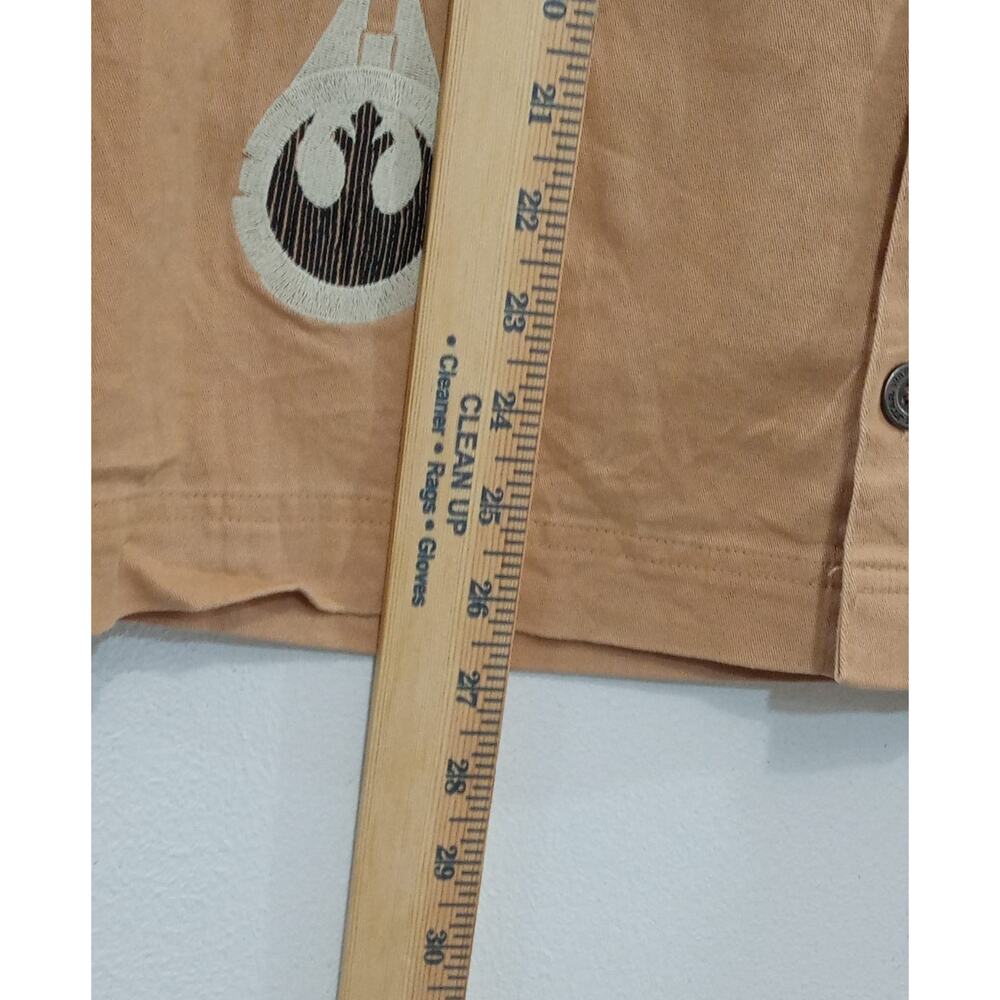 Disney Parks Star Wars Mens Brown 1977 Patch Rebal Button Up Long Sleeve Size XS - Picture 9 of 10